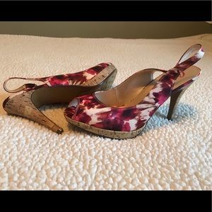 Ladies Candie’s Flora print heel size 10